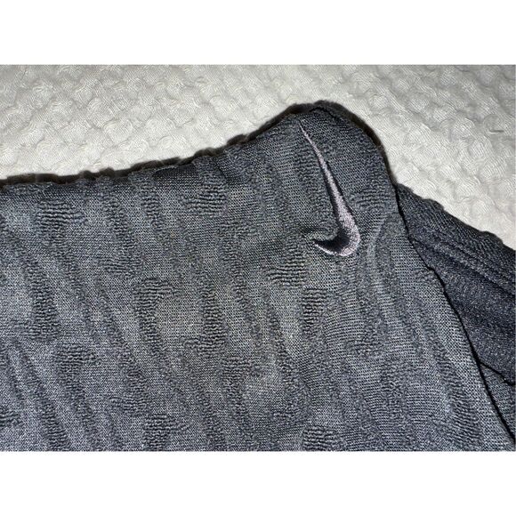 NWT- Nike Terrycloth Embossed Swoosh One-Piece Swimsuit- size Small - Picture 13 of 14